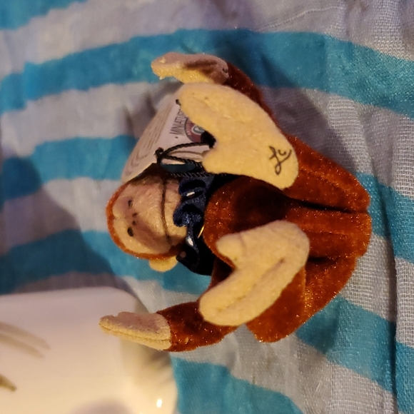 Minature Clown Monkey 🐒 Collectible - Picture 4 of 7